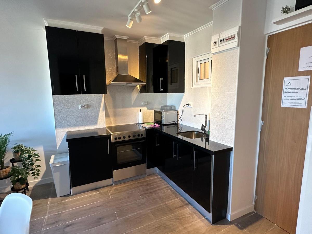Apt Centrico Con Vistas Y Piscinas Benalmadena Bagian luar foto