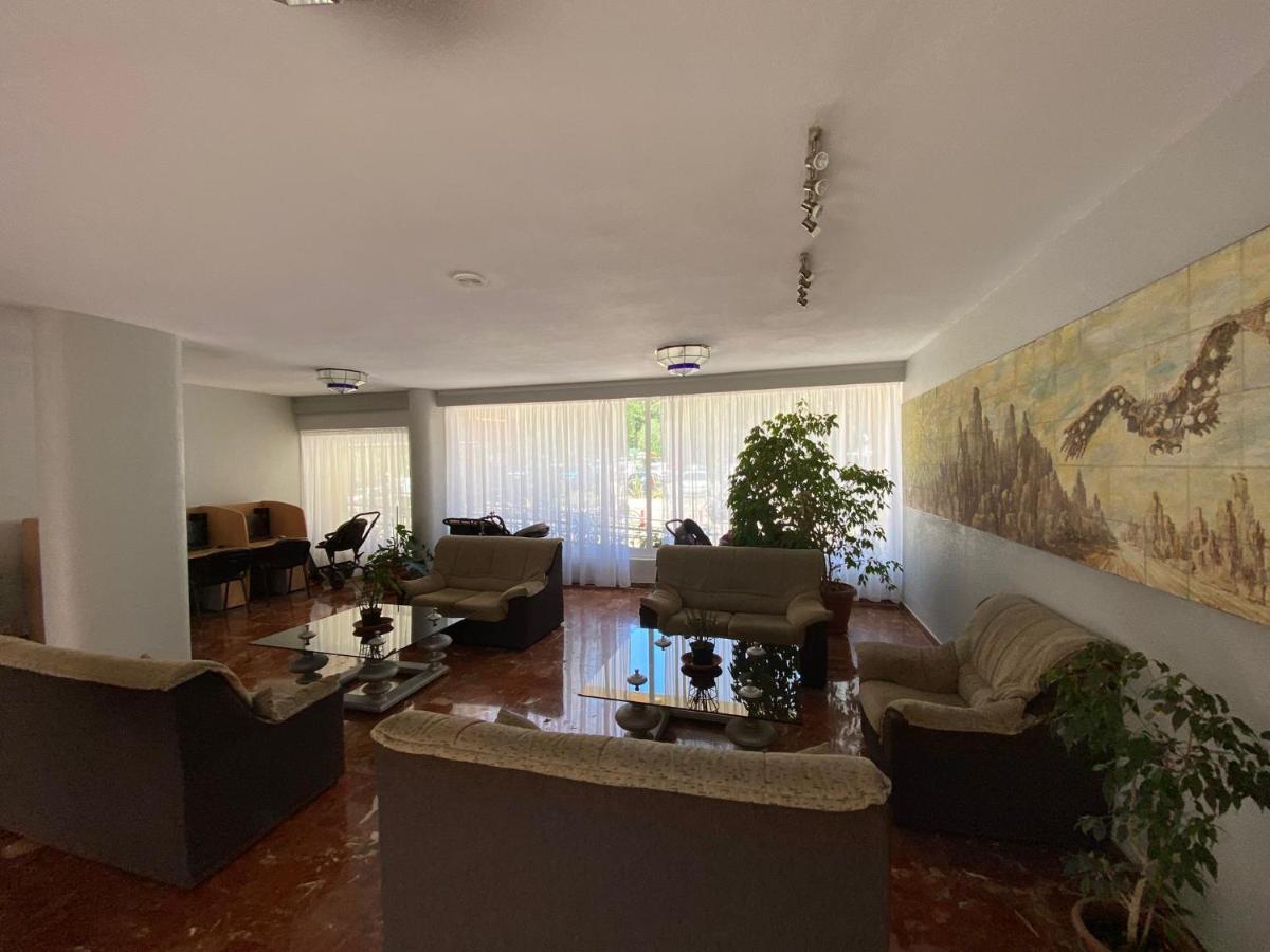 Apt Centrico Con Vistas Y Piscinas Benalmadena Bagian luar foto