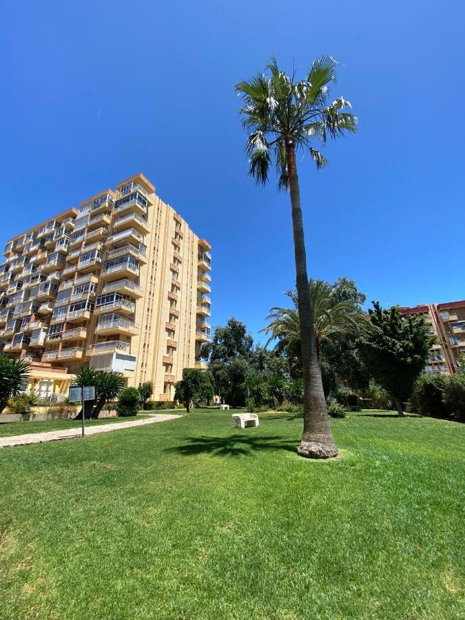 Apt Centrico Con Vistas Y Piscinas Benalmadena Bagian luar foto